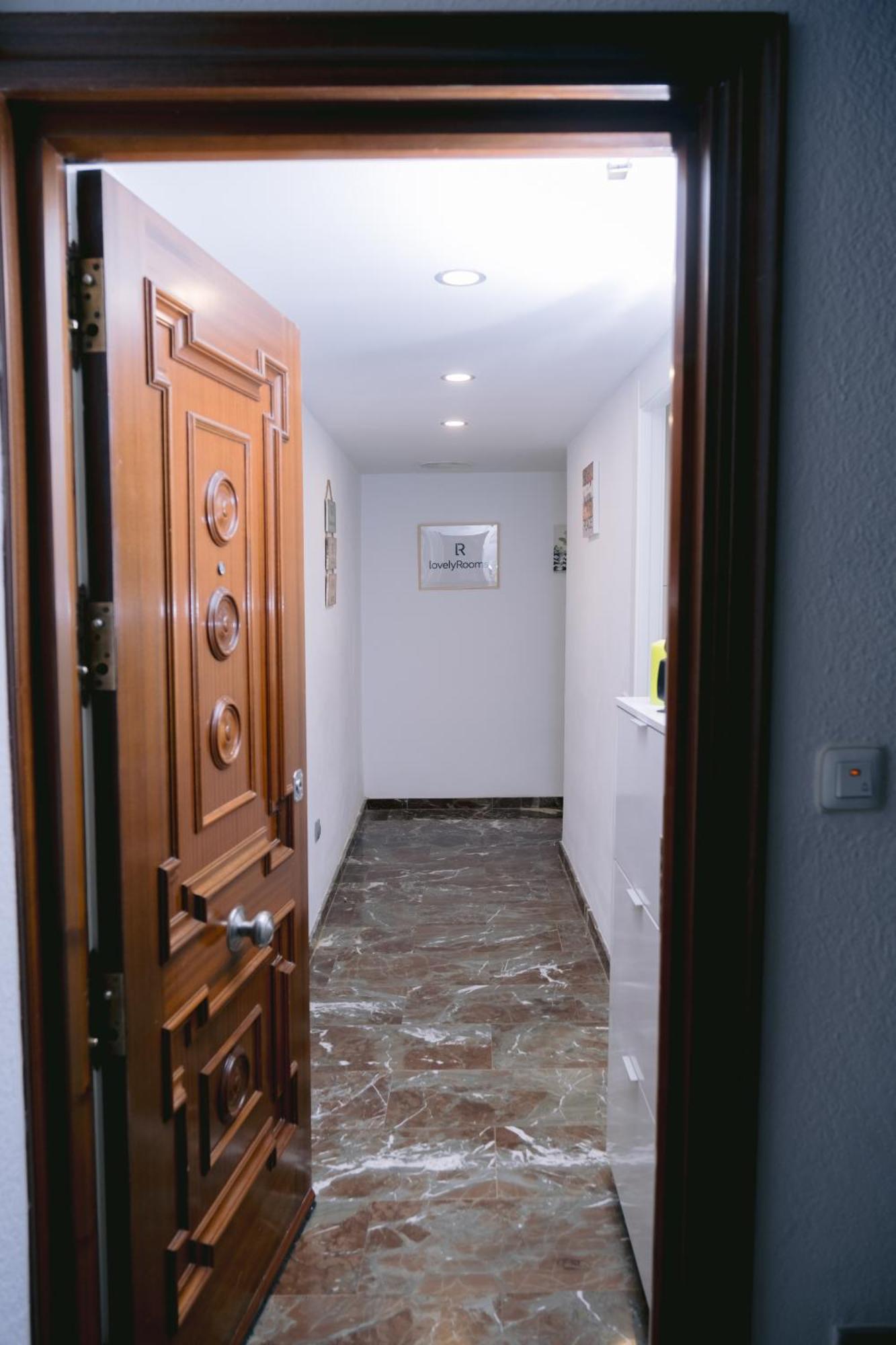 Piso Compartido Delyrent, Reja Hotel Jaén Buitenkant foto